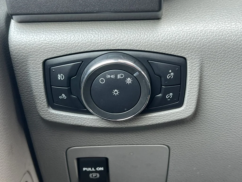 Used 2018 Black Ford XLT image 16
