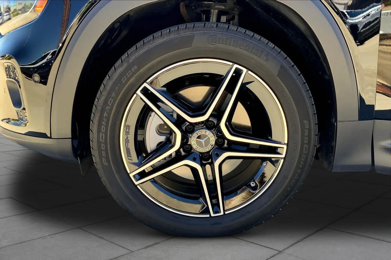 New 2026 Night Black Mercedes-Benz GLB 250 image 11