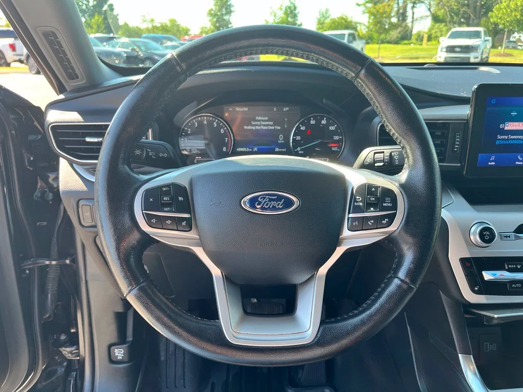 Used 2021 Black Ford XLT image 17