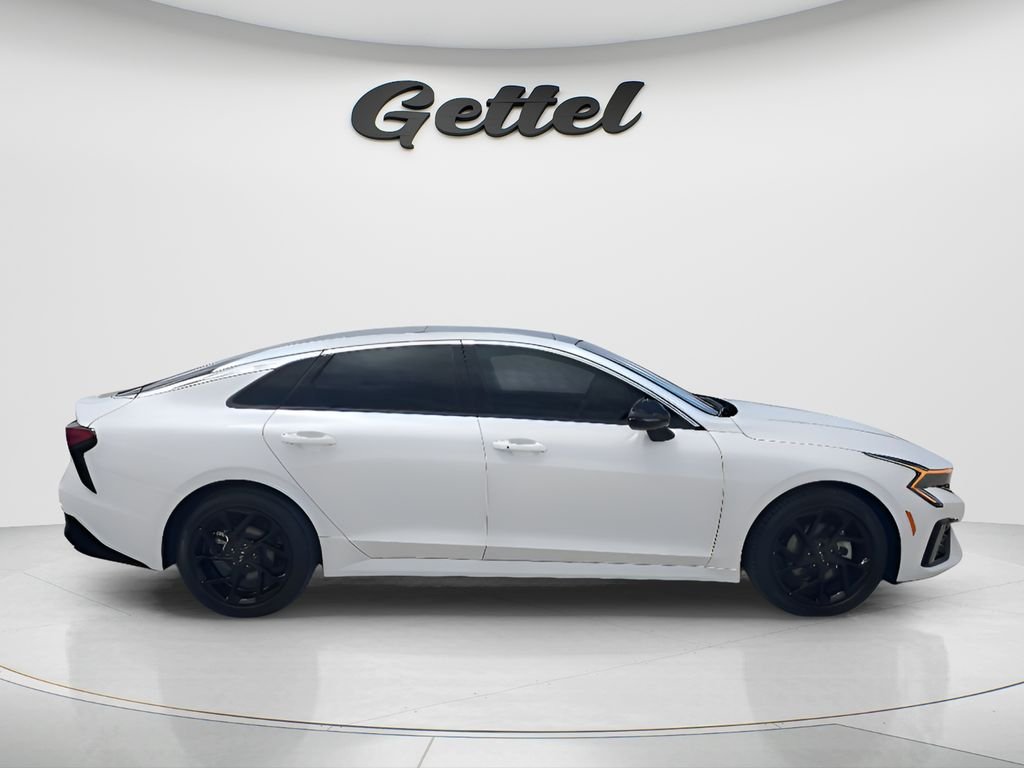 Certified Used 2026 White Kia GT-Line image 4