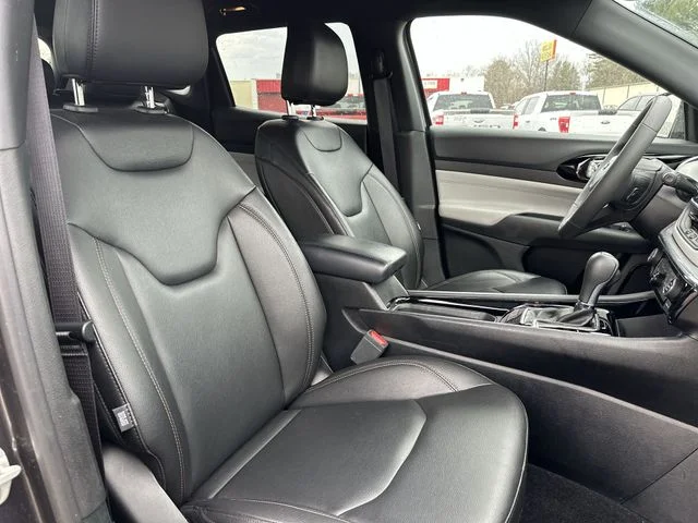 Used 2024 Metallic Jeep Limited image 26