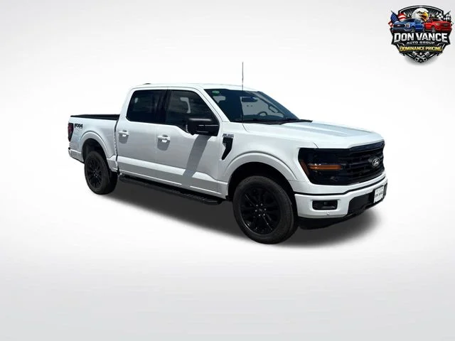 New 2026 Oxford White Ford XLT image 7