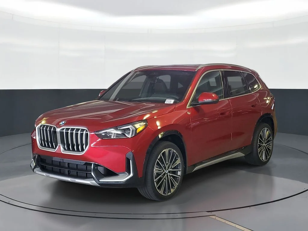 Used 2026 Red BMW xDrive28i image 1