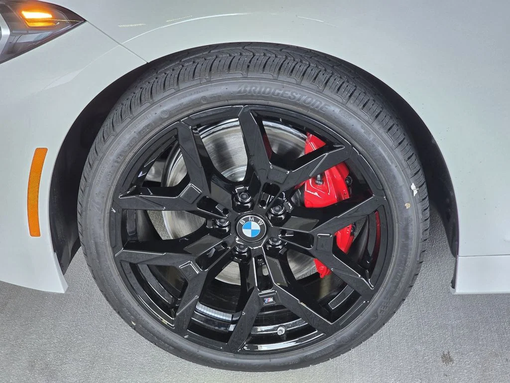 New 2026 Alpine White BMW 330i image 5