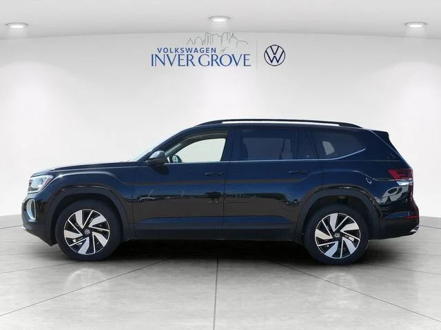 Certified Used 2026 Black Volkswagen 2.0T SE w/Technology image 4