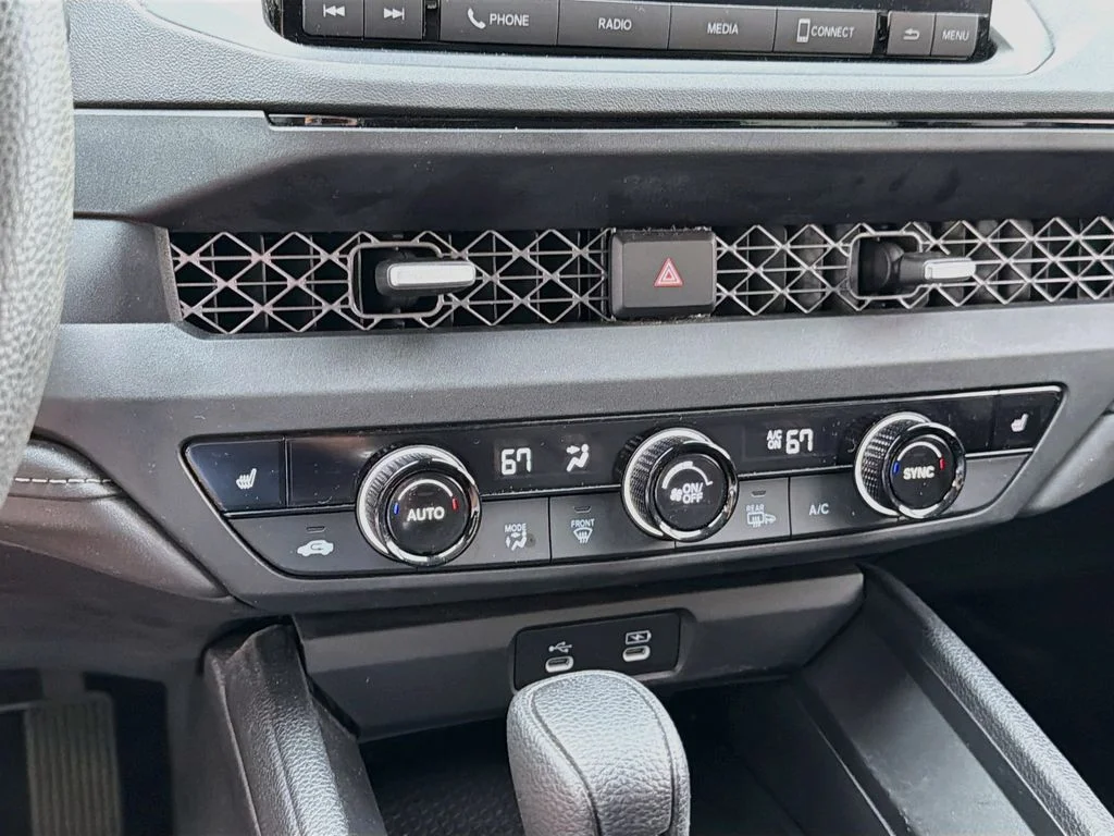 Used 2023  Honda EX image 15