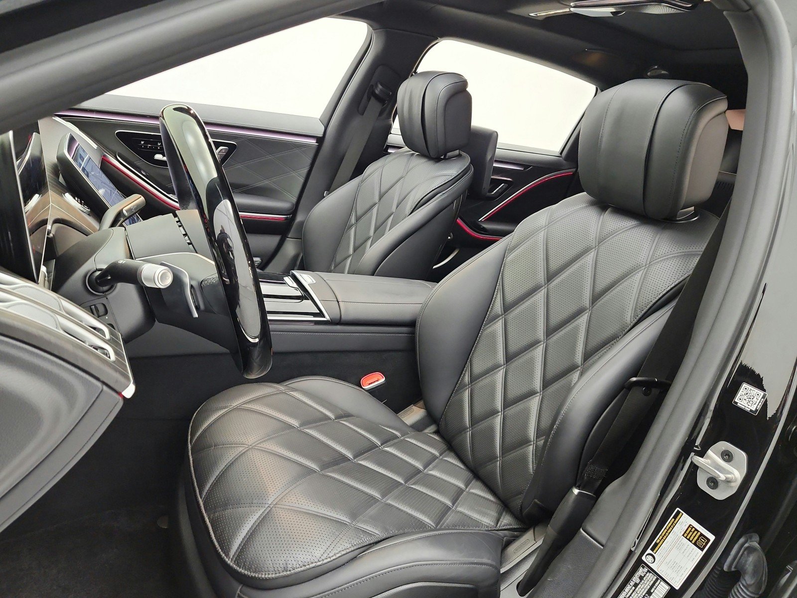Certified Used 2024 Obsidian Black Metallic Mercedes-Benz Maybach S 580 4MATIC® Sedan image 10