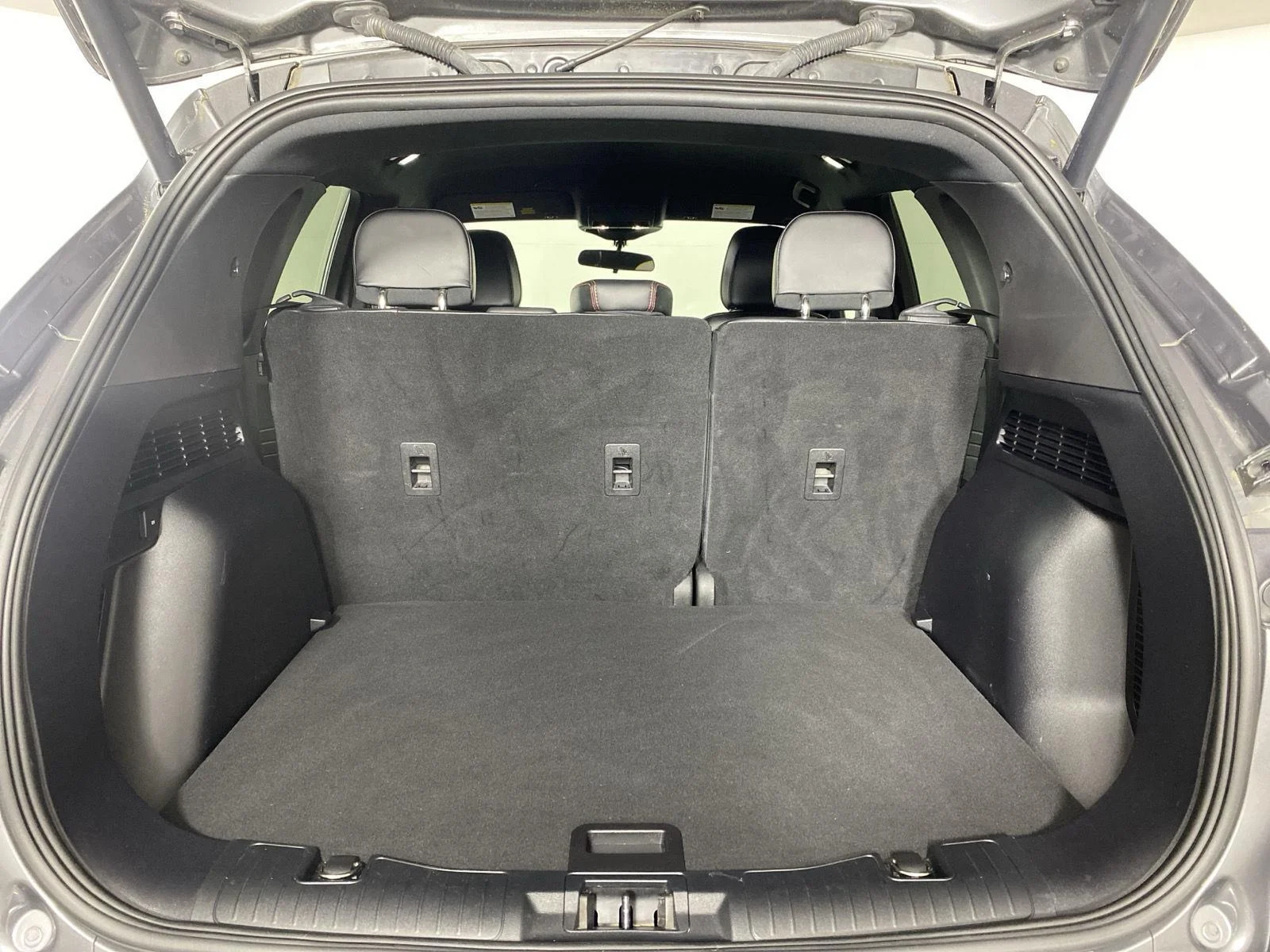 Used 2023 Carbonized Gray Ford ST-Line image 35