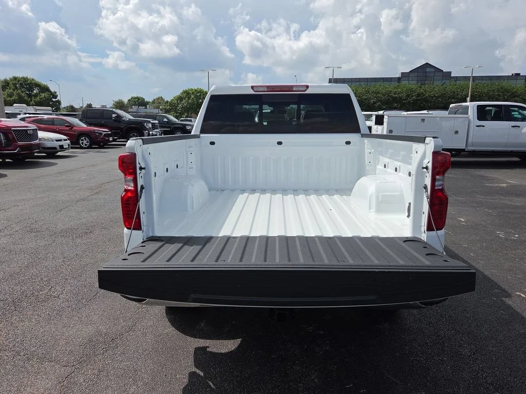 New 2026 Summit White Chevrolet LT image 17