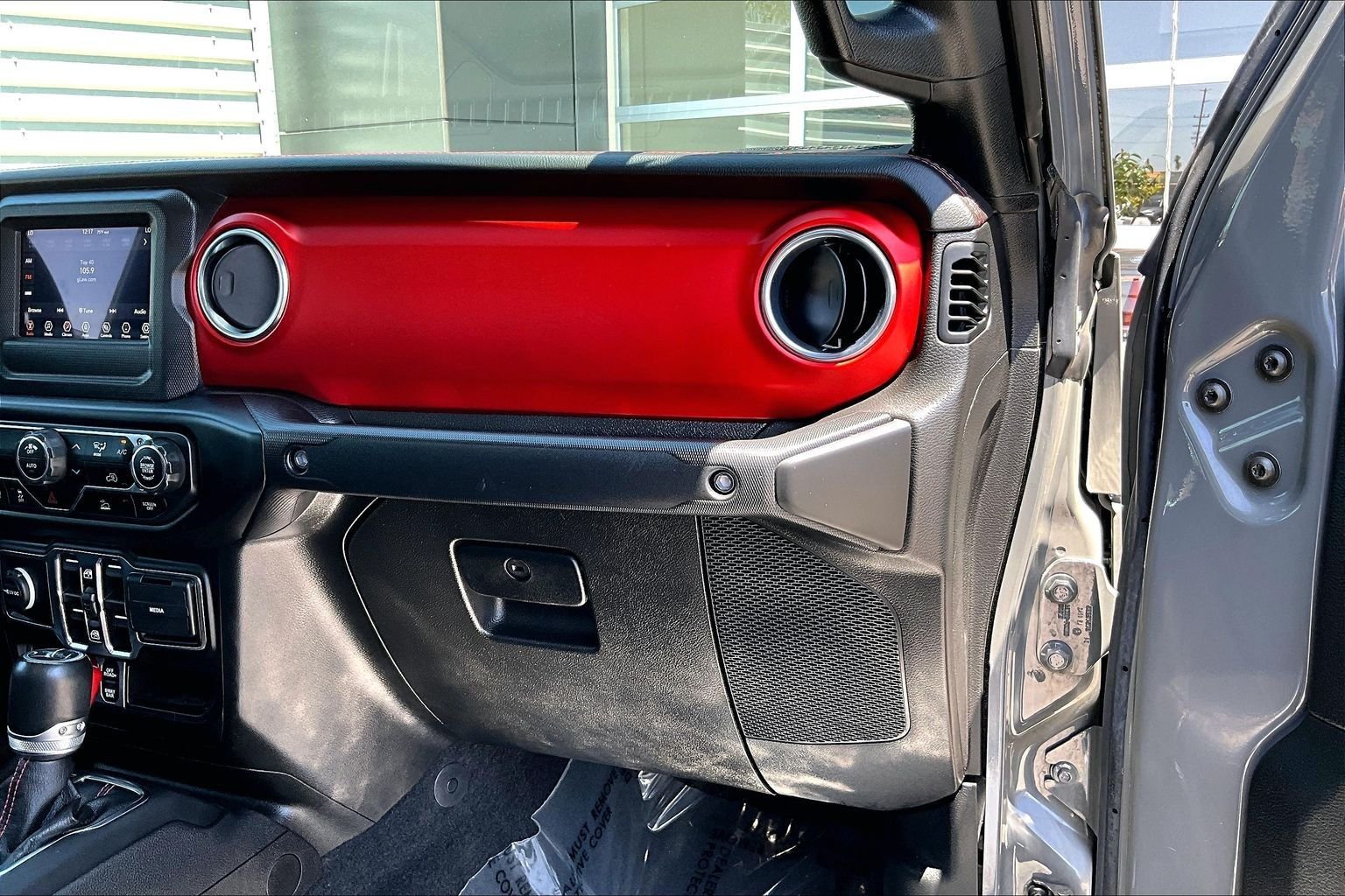 Used 2021 Gray Jeep Rubicon image 16
