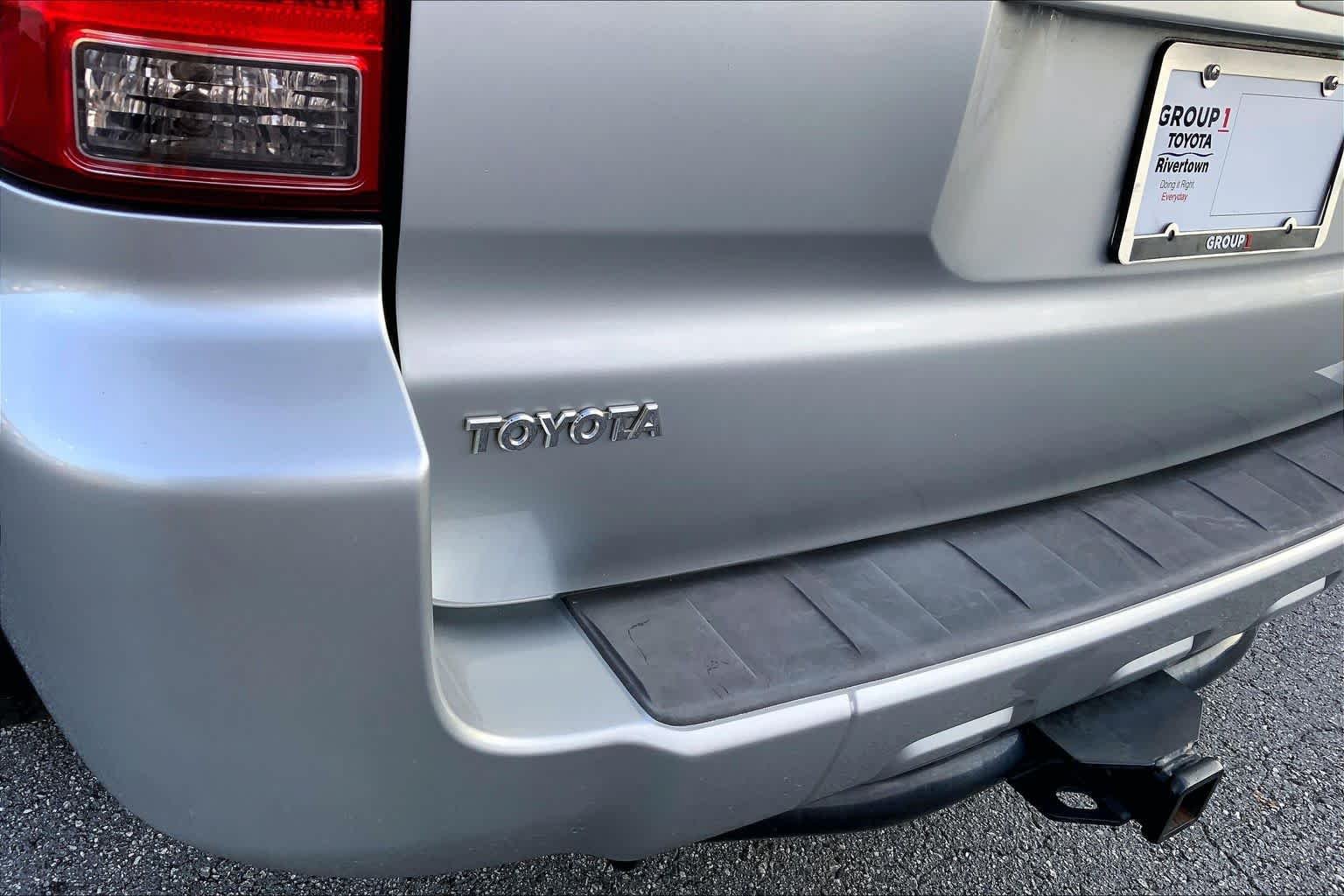 Used 2006 Titanium Metallic Toyota SR5 Sport image 25