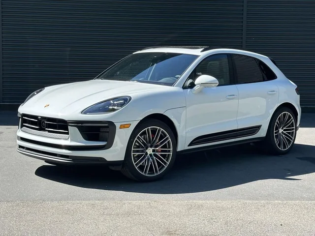 2026 Porsche Macan S