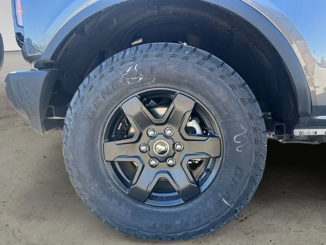 New 2025 Gray Metallic Ford Big Bend image 14