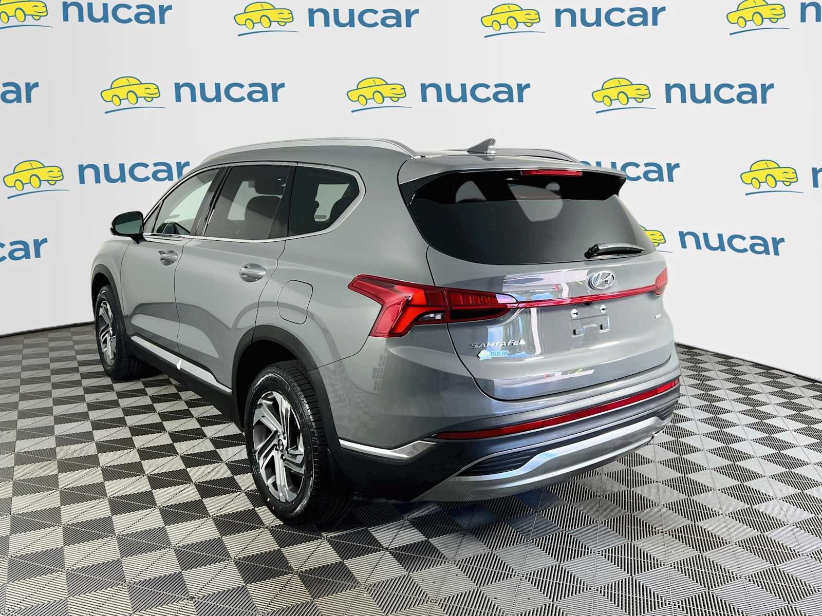 Used 2023 Hampton Gray Hyundai SEL image 5