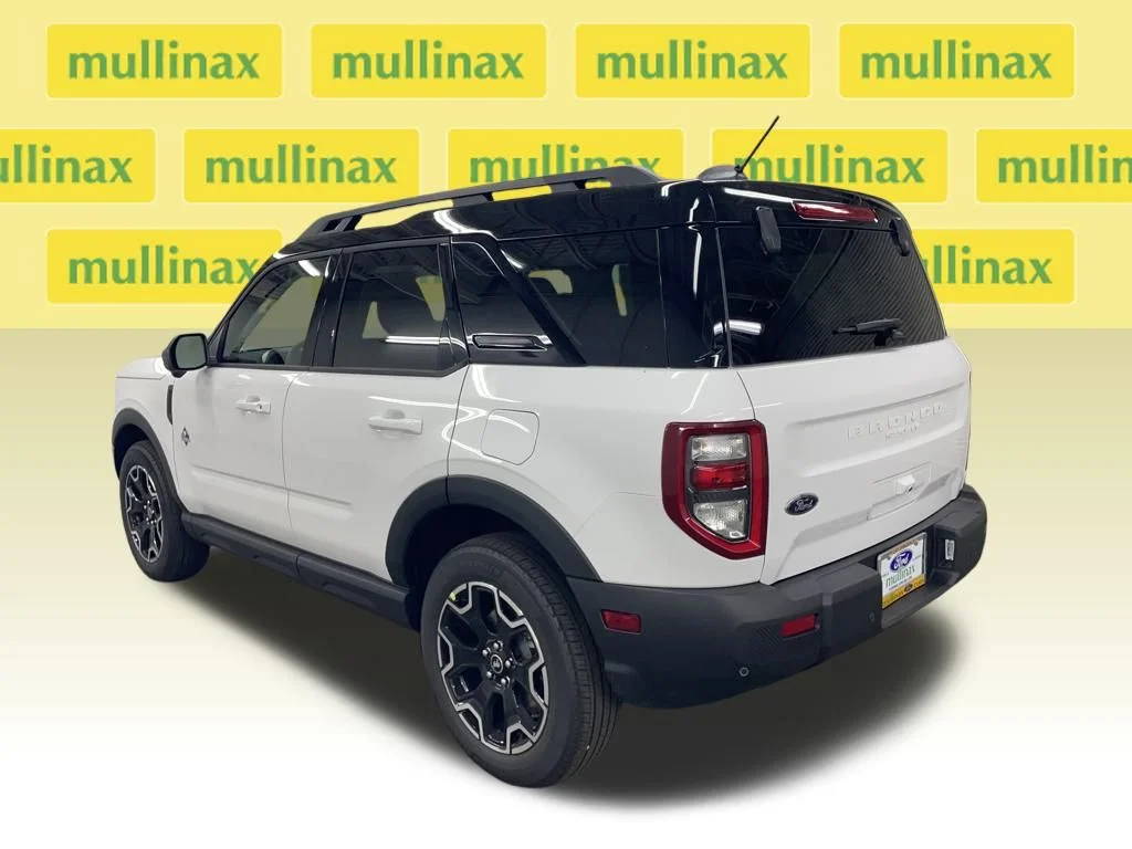 New 2025 White Ford Outer Banks image 9
