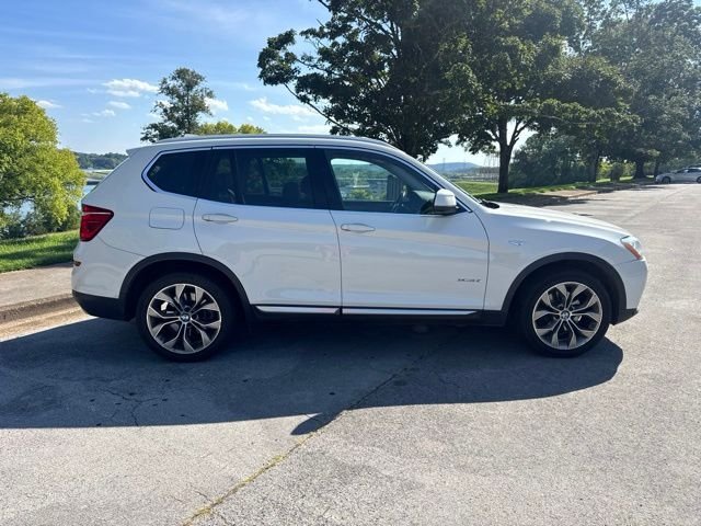 Used 2016 White BMW xDrive35i image 9