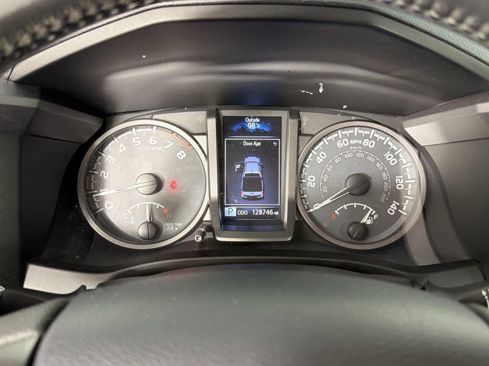 2018 Toyota Tacoma TRD Sport - Photo 25