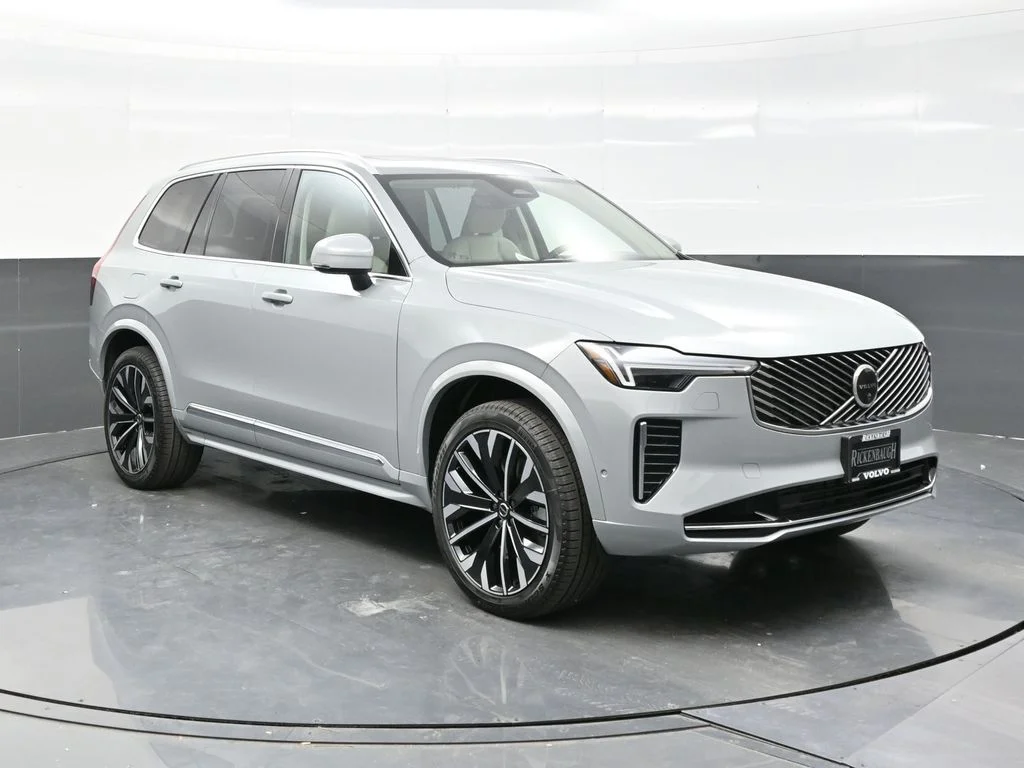2026 Volvo XC90 T8 Recharge Ultra Bright 4WD's photo