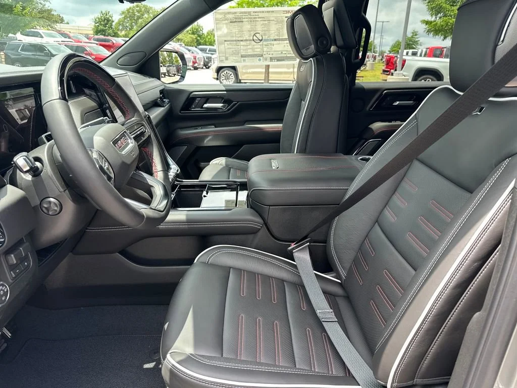 New 2026 Sterling Metallic GMC AT4 Ultimate image 21