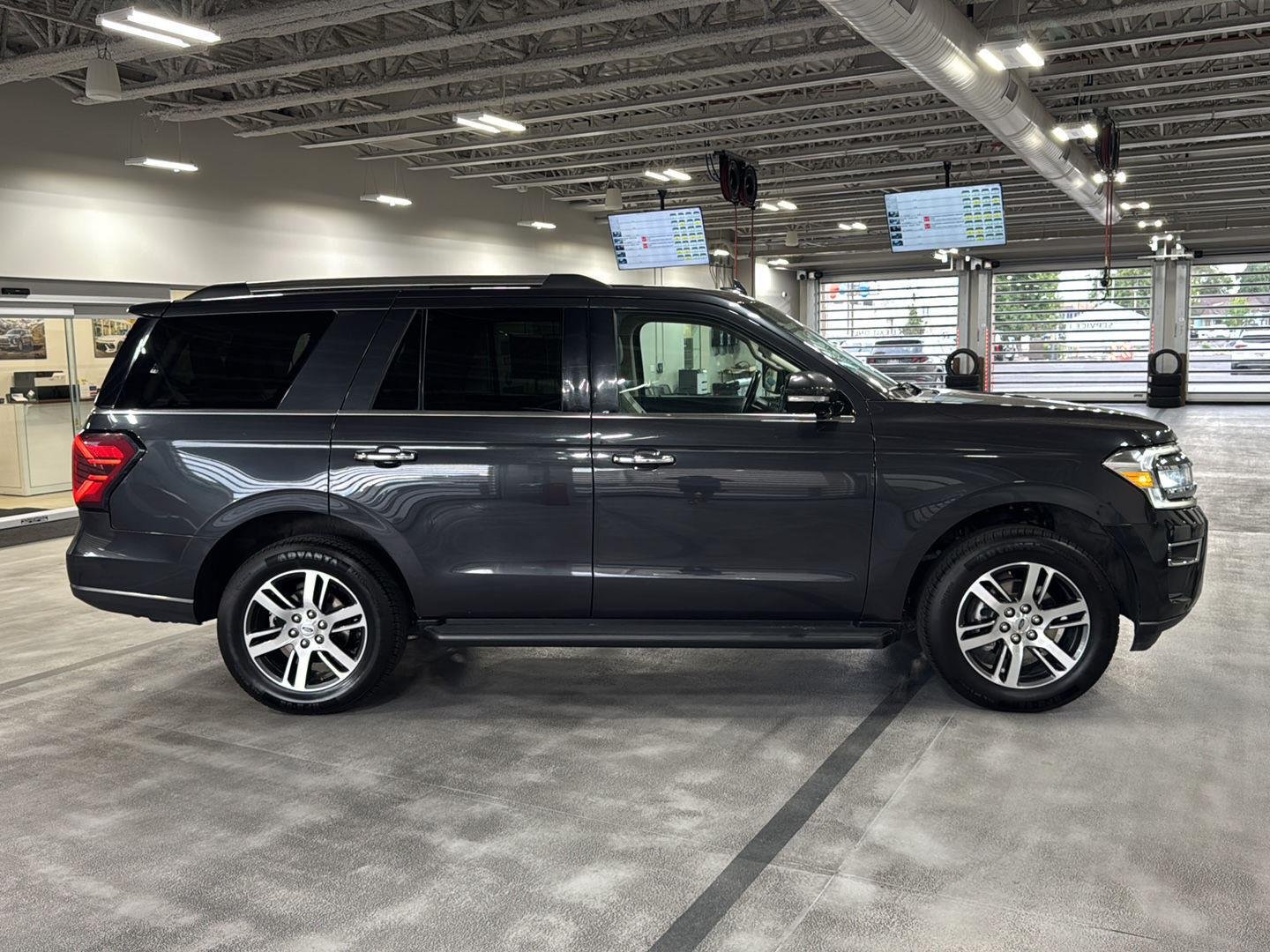 Used 2024 Dark Matter Gray Ford Limited image 16