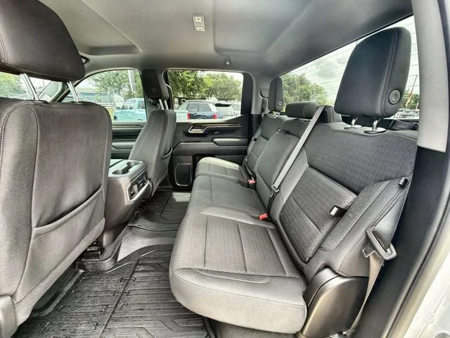 Used 2024 Summit White GMC Elevation image 24