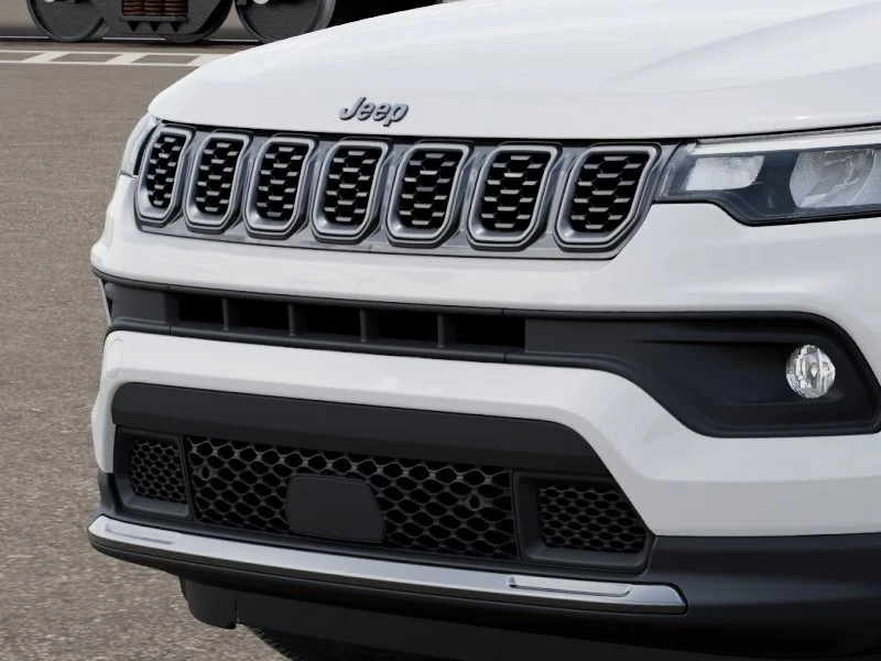 New 2026 Bright White Clearcoat Jeep Latitude image 8