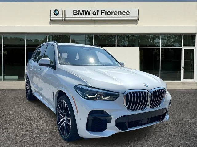 Used 2022 White BMW sDrive40i image 1