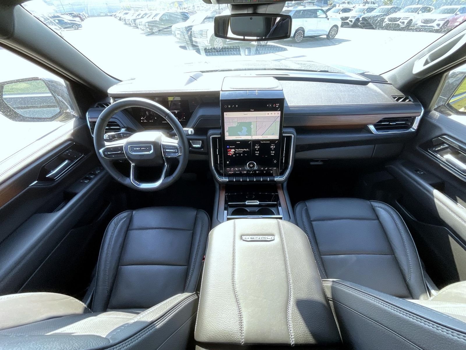Used 2025 Black GMC Denali image 13