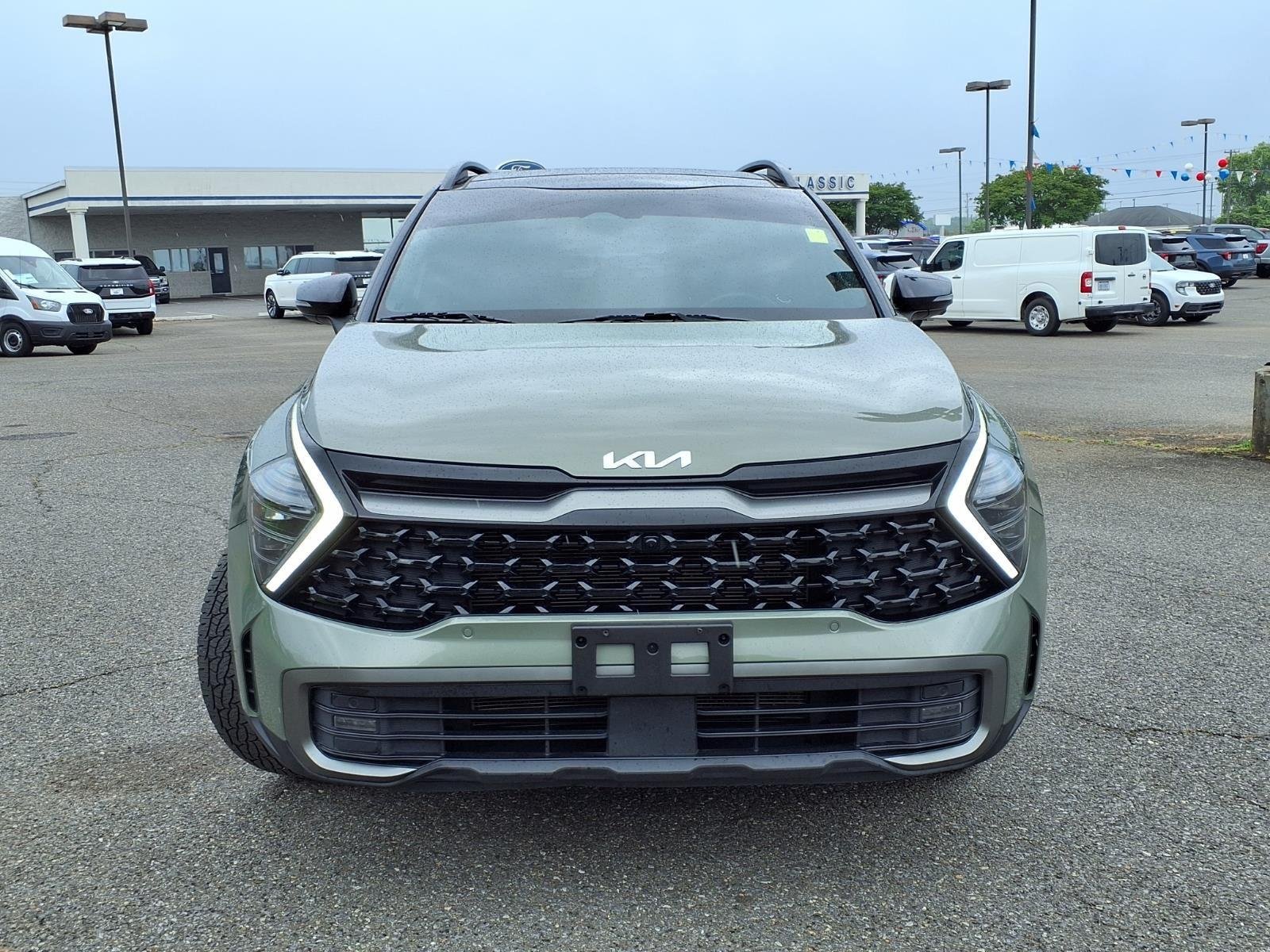 Used 2024 Jungle Green/Ebony Black Roof Kia X-Pro Prestige image 10