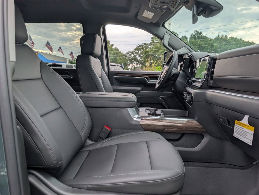 New 2026 Cypress Gray Chevrolet LT image 30
