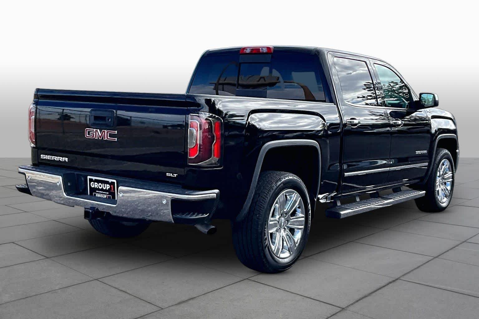 Used 2018 Onyx Black GMC SLT image 12