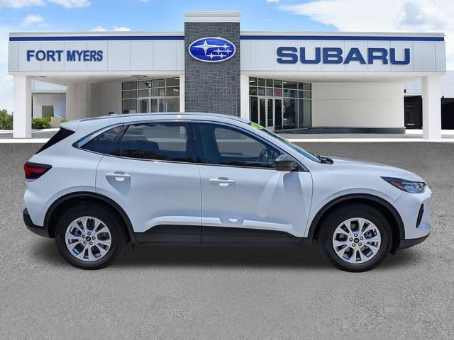 Used 2024 White Ford Active image 3