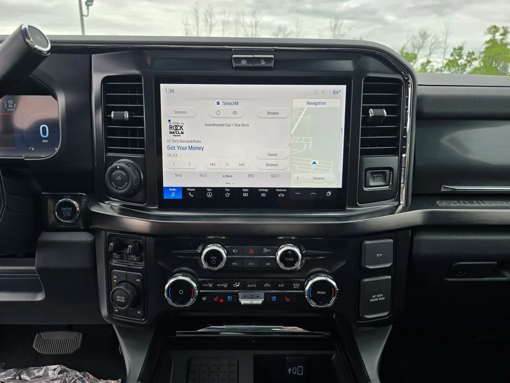 New 2026 Star White Metallic Tri-Coat Ford F-250® Lariat® image 27