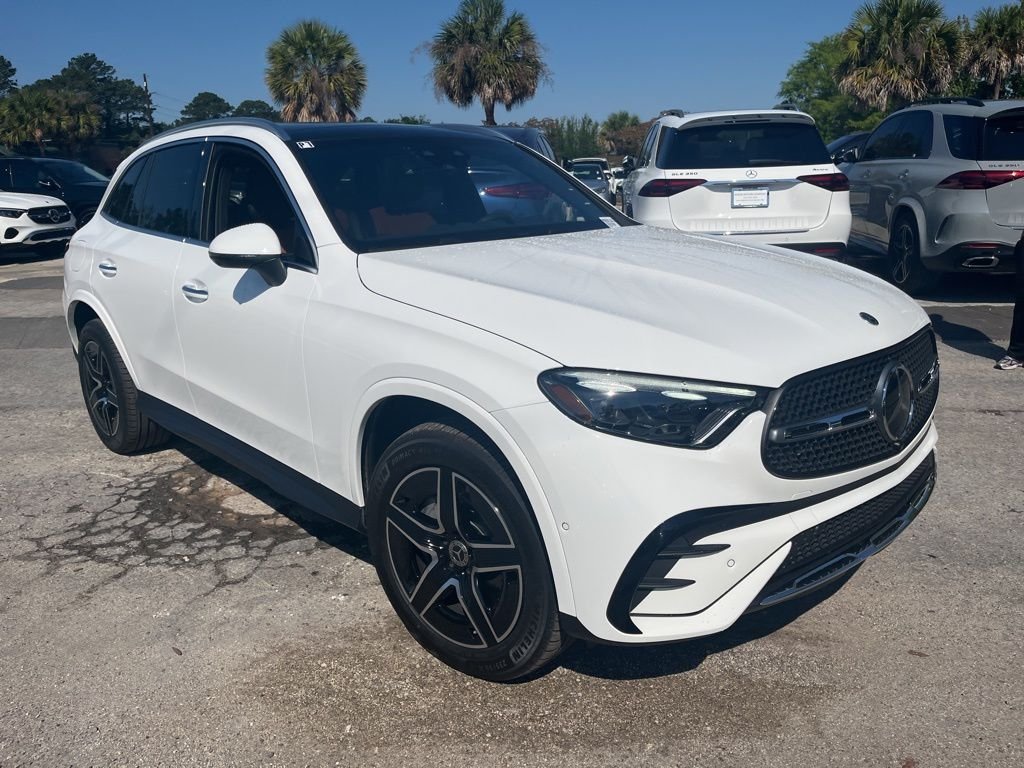 Certified Used 2026 Brown Mercedes-Benz GLC 300 image 4