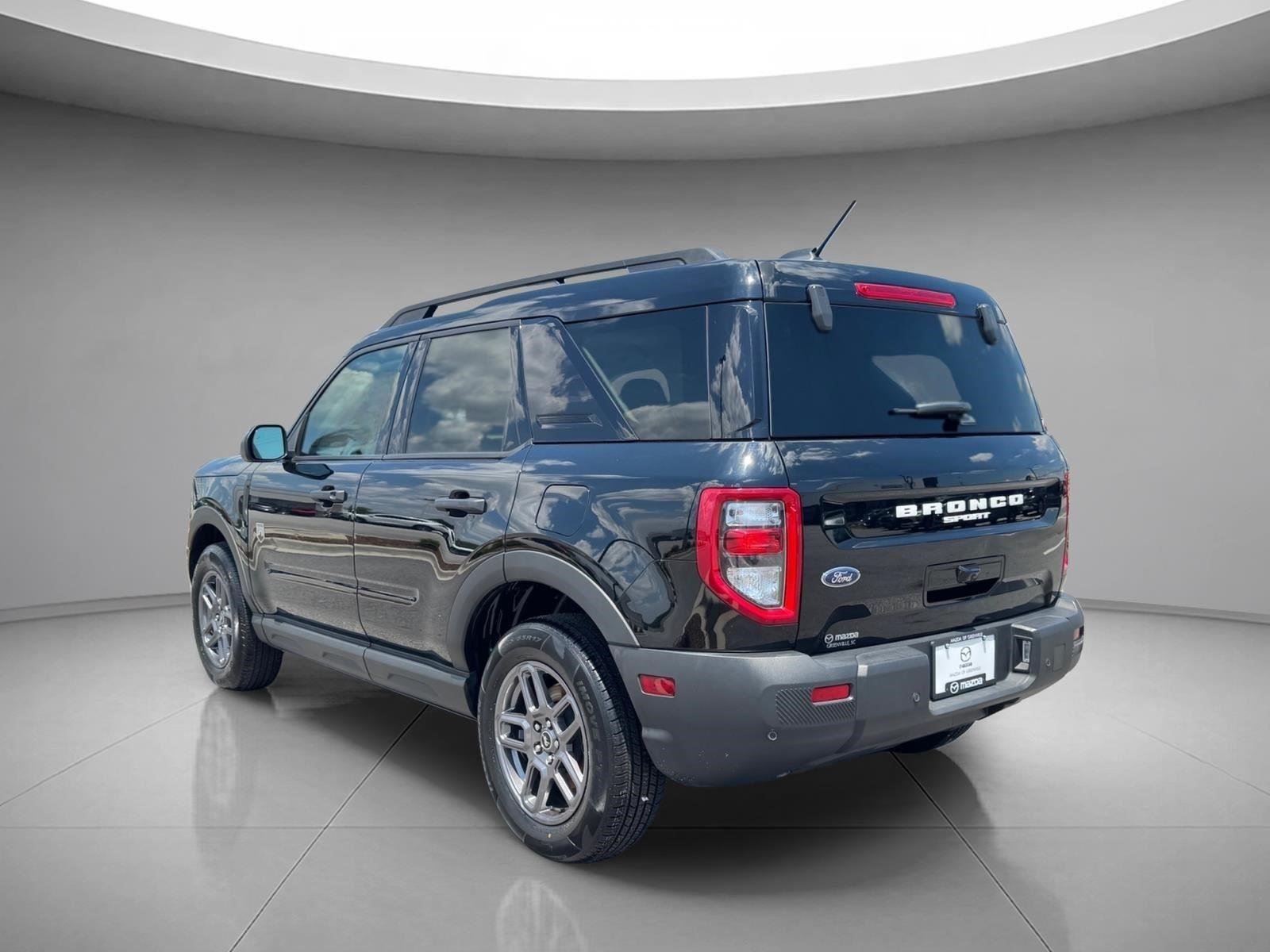 Used 2025 Shadow Black Ford Big Bend image 7