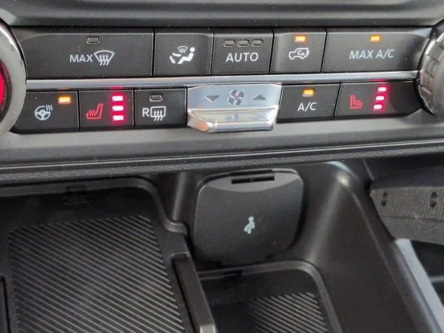 New 2026 Avalanche Gray Ford Badlands® image 23