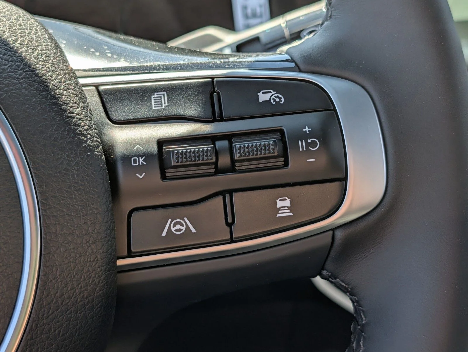 2026 Kia K5 GT-Line - Photo 30