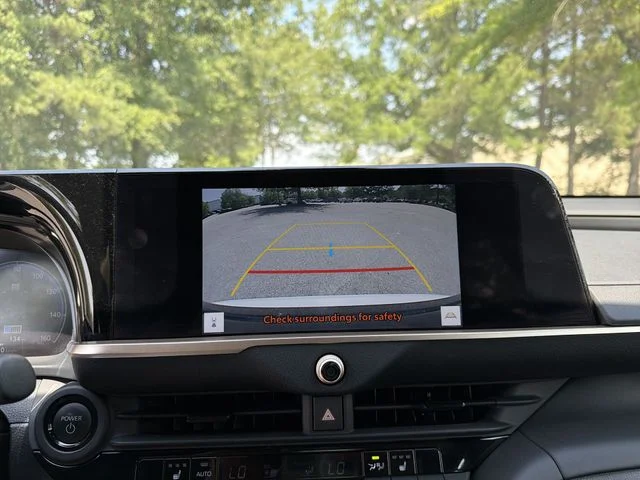 Used 2023 White Toyota XLE image 17