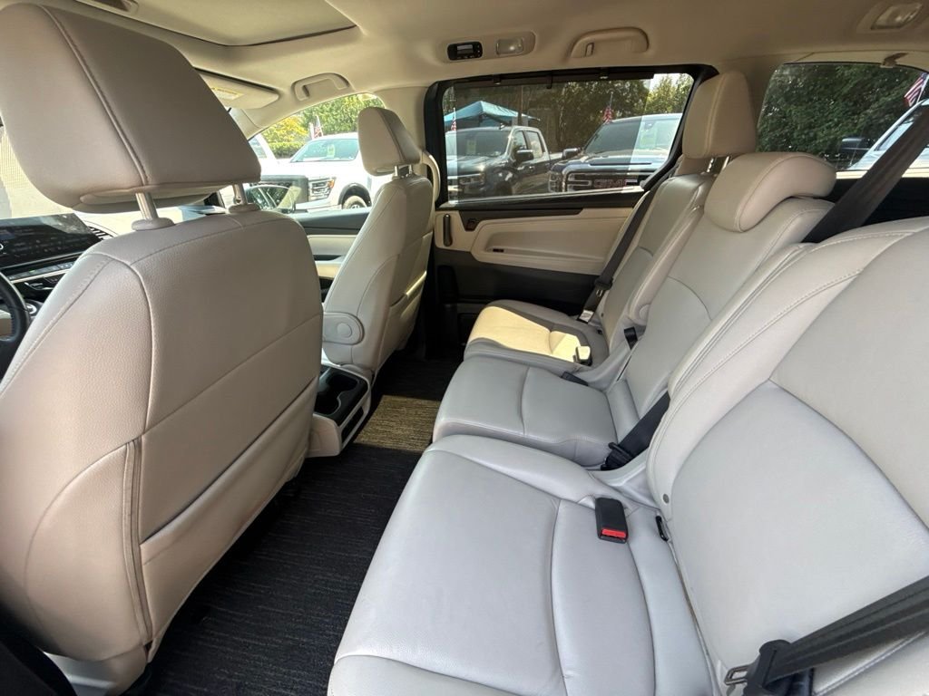 Used 2025 Silver Honda EX-L image 13