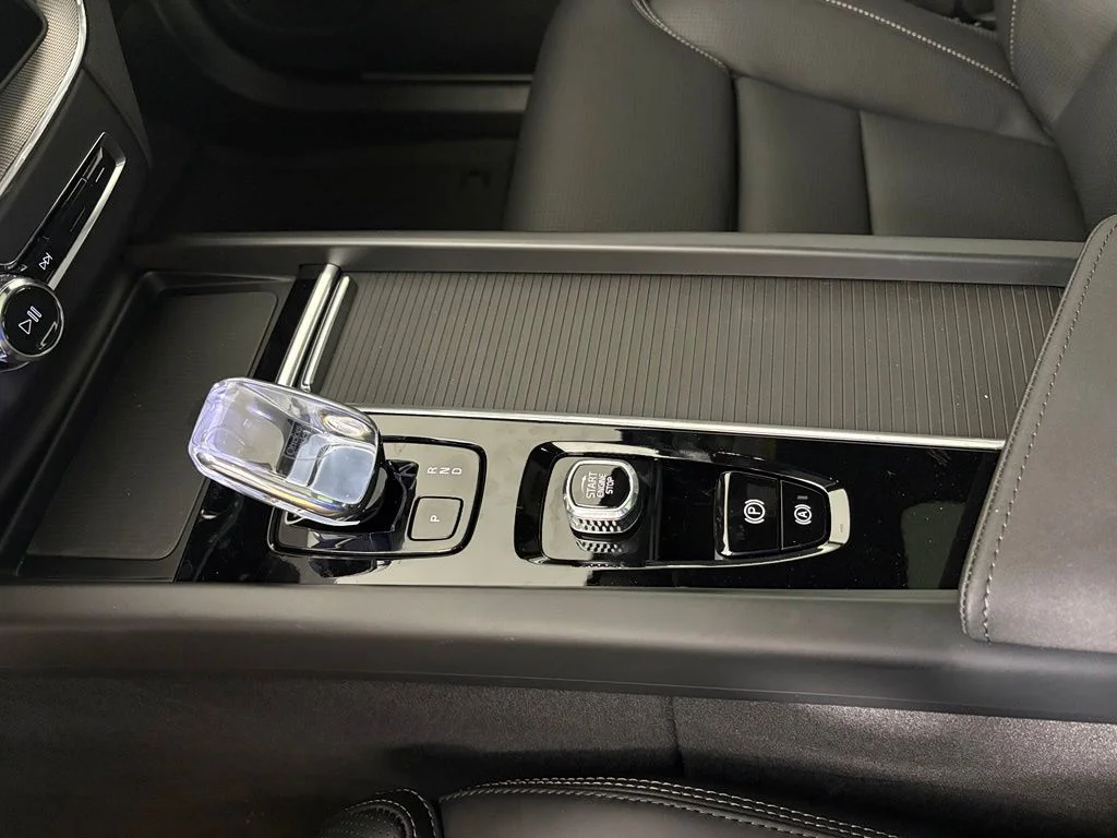 New 2026 Gray Metallic Volvo Ultra image 31