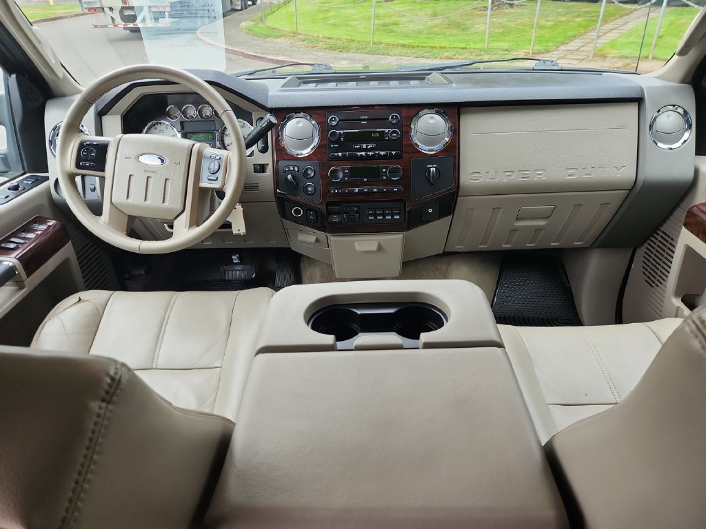 Used 2008  Ford XL image 21