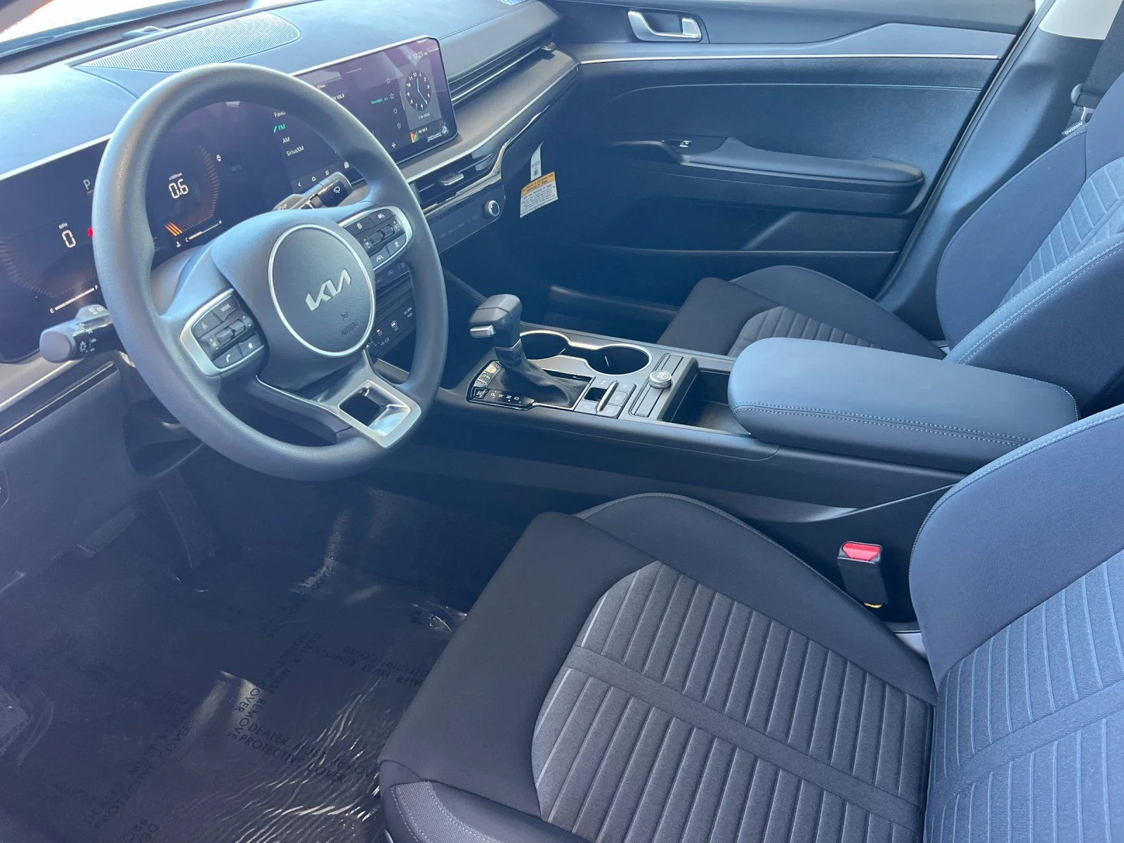 New 2026 White Kia LXS image 9