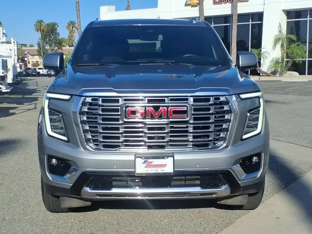 Used 2025 Sterling Metallic GMC Denali image 2