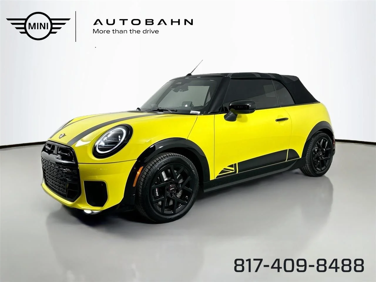 2026 MINI Convertible Cooper S's photo
