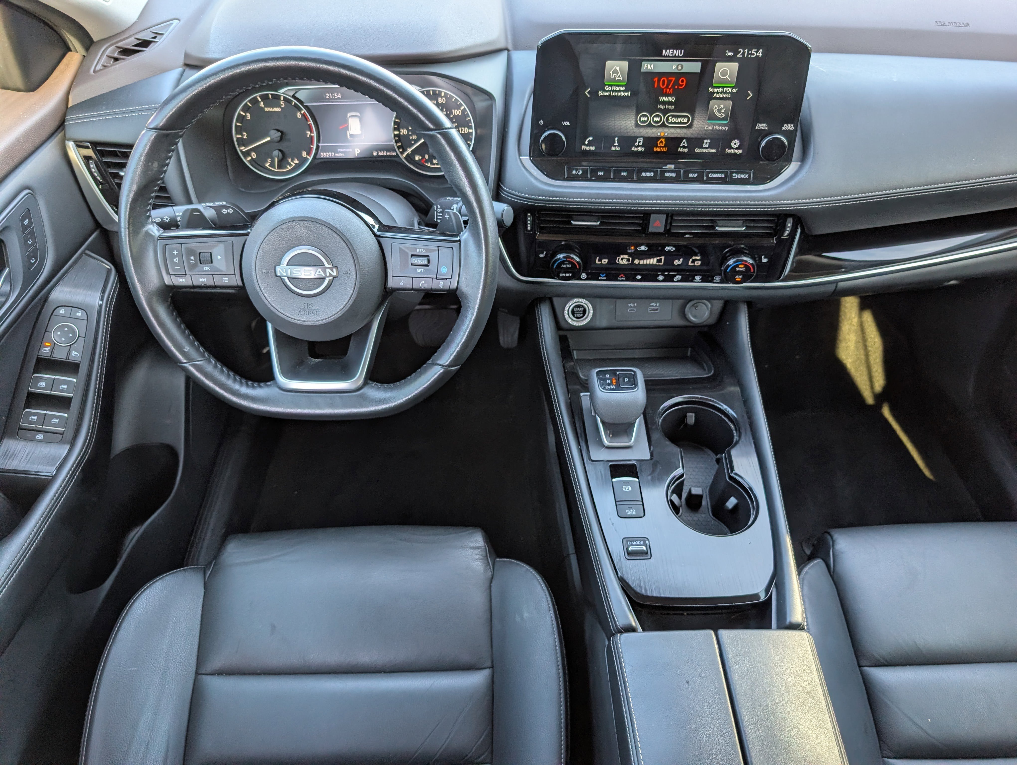 Used 2023 Gun Metallic Nissan SL image 6