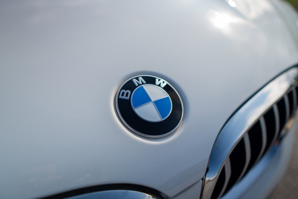 Used 2021 Alpine White BMW xDrive30i image 16