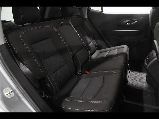 2023 GMC Terrain SLE - Photo 18