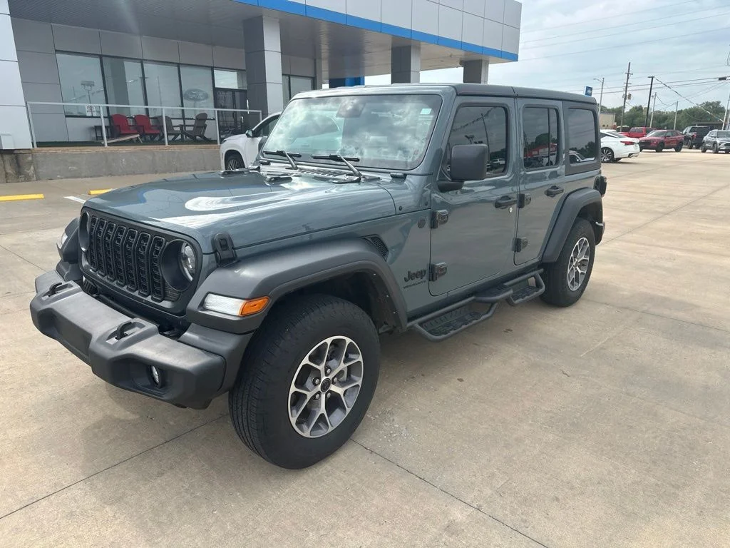 Used 2024 Gray Jeep Sport S image 28