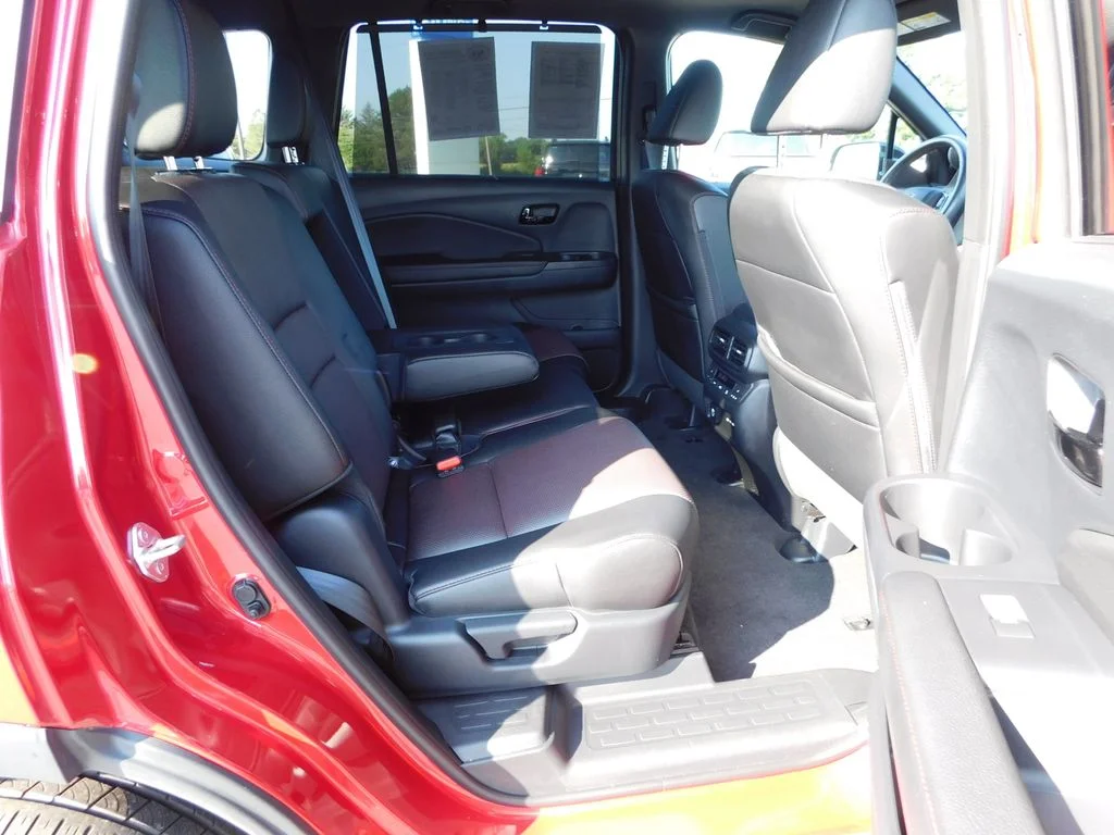 Used 2025 Red Honda Black Edition image 22