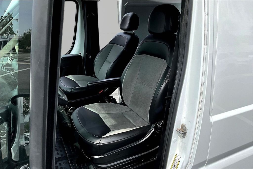 Used 2023 White Ram High Roof image 19